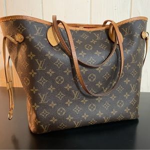 Louis Vuitton Neverfull MM Monogram Tote Bag Purse